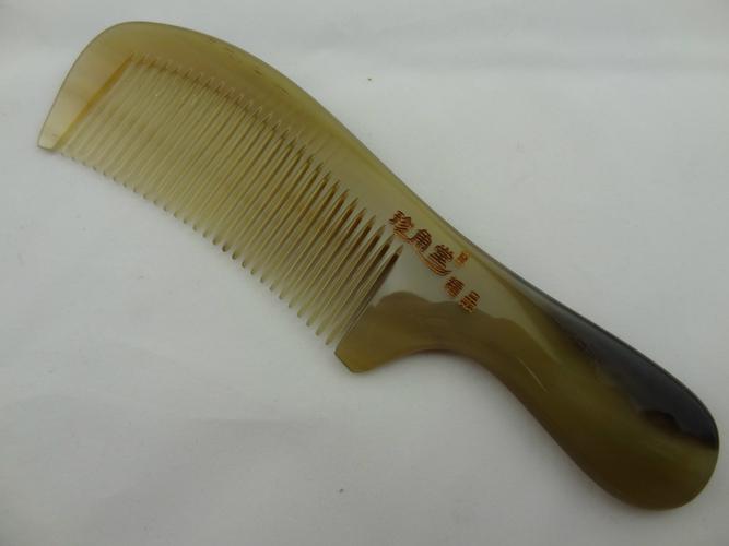 厂家直销21cm白牦牛角梳 纯天然手工打磨，美发护发的匠心之选